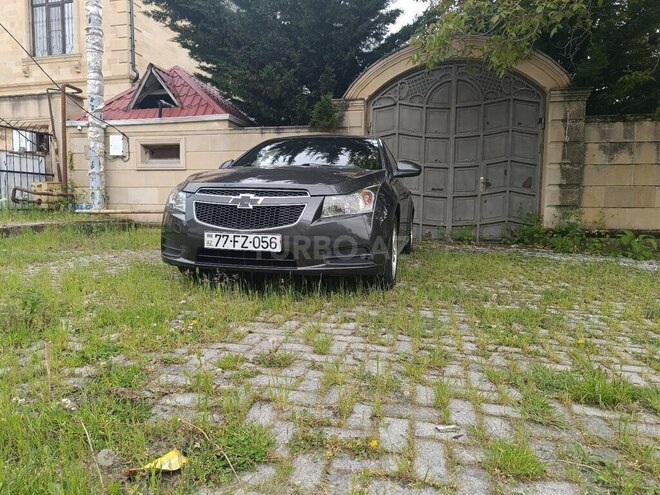 Chevrolet Cruze-1