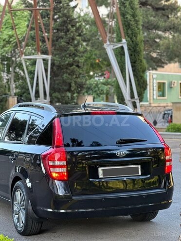 Kia Ceed SW-3