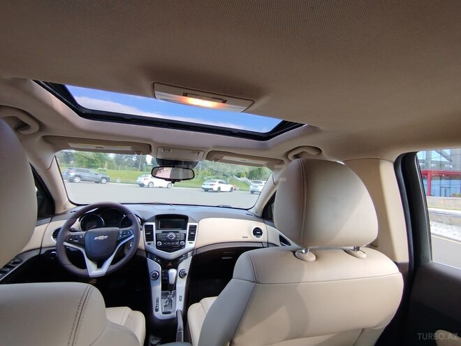 Chevrolet Cruze-9