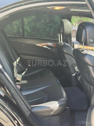 Mercedes E 350-13