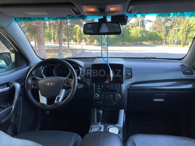 Kia Sorento-7