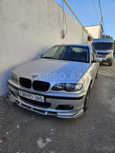BMW 320-11