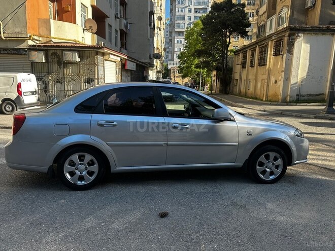 Chevrolet Lacetti-3