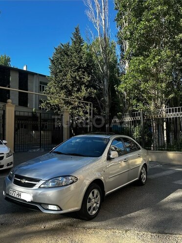 Chevrolet Lacetti-4