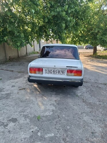 LADA (VAZ) 2107-5