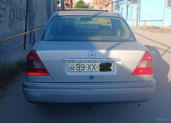 Mercedes C 180-3