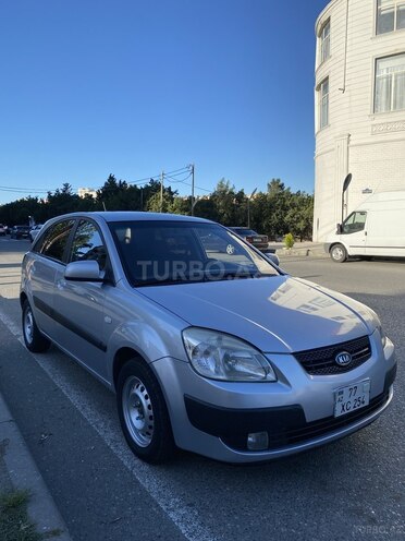 Kia Rio-2