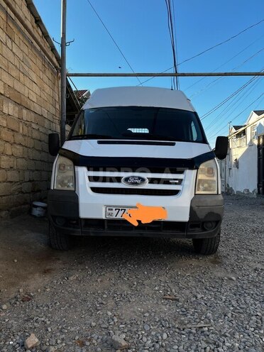 Ford Transit-1