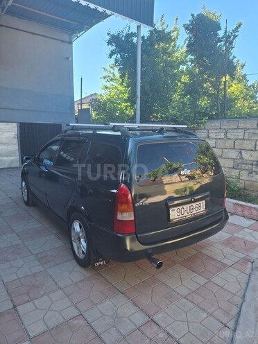 Opel Astra-10