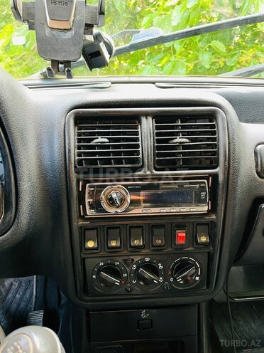 GAZ 31105 "Volga"-8