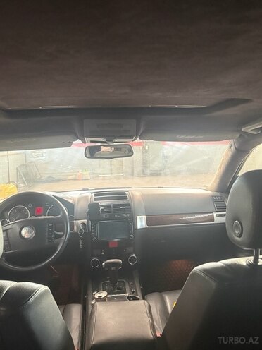 Volkswagen Touareg-5