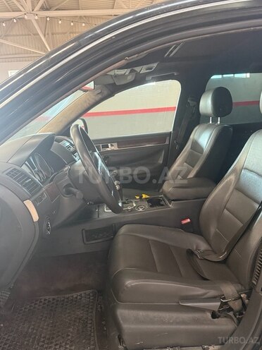 Volkswagen Touareg-6