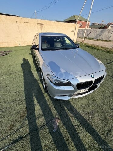 BMW 520-2