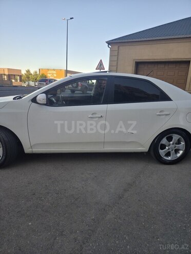Kia Cerato-4