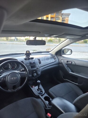 Kia Cerato-6