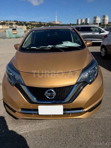 Nissan Note-1