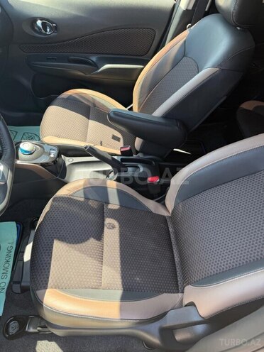 Nissan Note-5