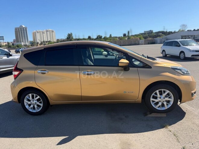 Nissan Note-17