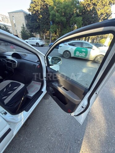 Hyundai Matrix-8