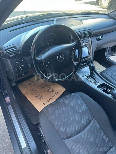 Mercedes C 200-8
