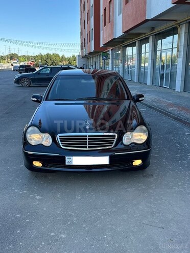Mercedes C 200-1