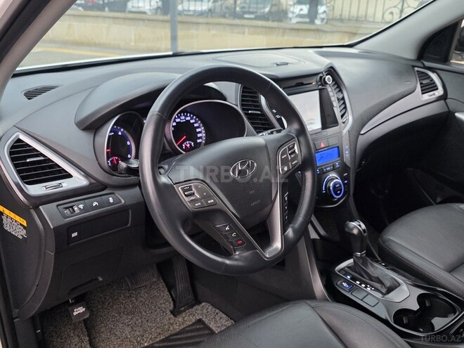 Hyundai Santa Fe-9
