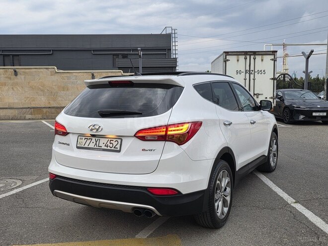 Hyundai Santa Fe-14