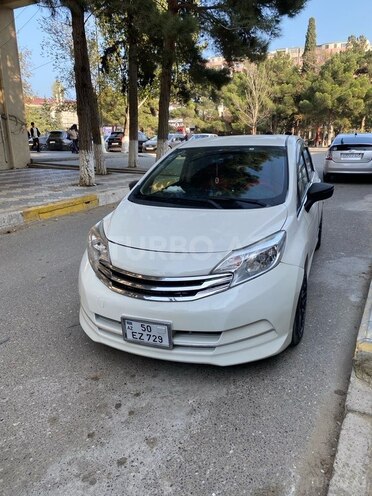 Nissan Note-1