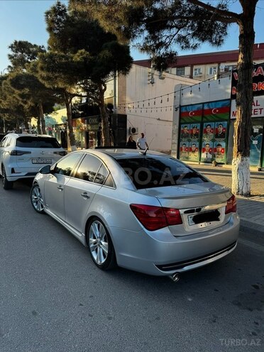 Chevrolet Cruze-17