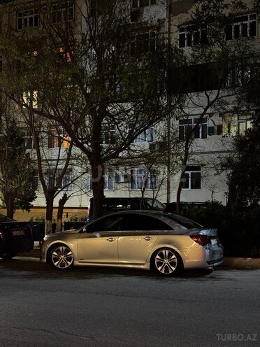 Chevrolet Cruze-20