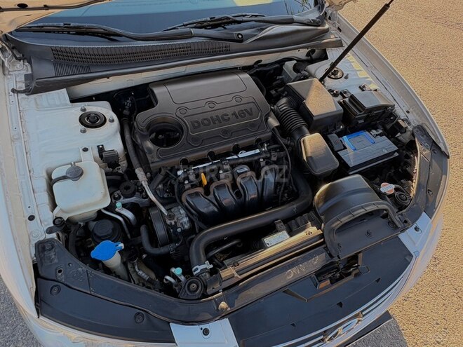 Hyundai Sonata-7