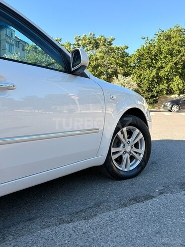 Hyundai Sonata-5