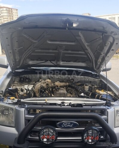 Ford Ranger-17
