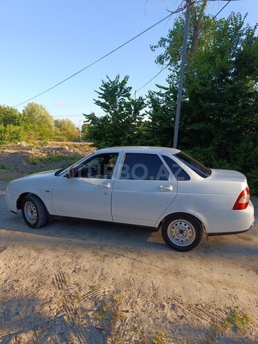 LADA (VAZ) Priora-5