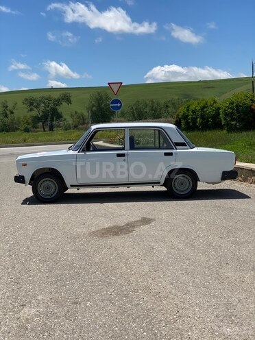LADA (VAZ) 2107-4