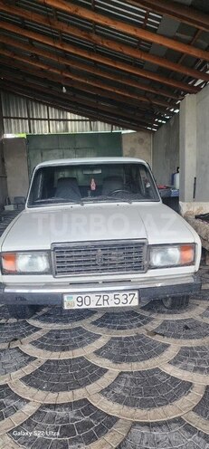 LADA (VAZ) 2107-1