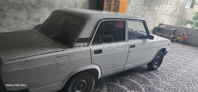LADA (VAZ) 2107-4