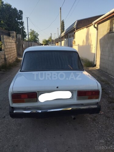LADA (VAZ) 2107-2
