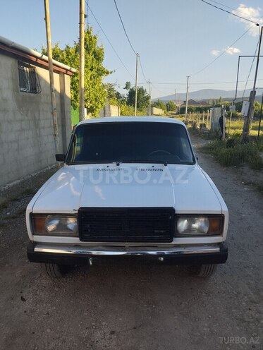 LADA (VAZ) 2107-1