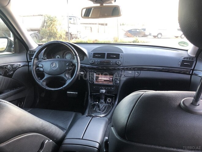 Mercedes E 200-6
