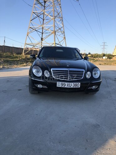 Mercedes E 200-1