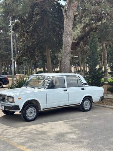 LADA (VAZ) 2107-8