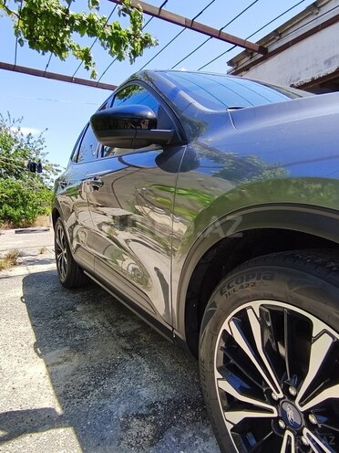 Ford Escape-2