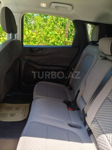 Ford Escape-11