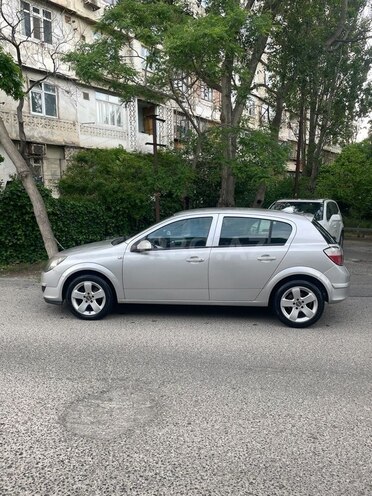Opel Astra-10