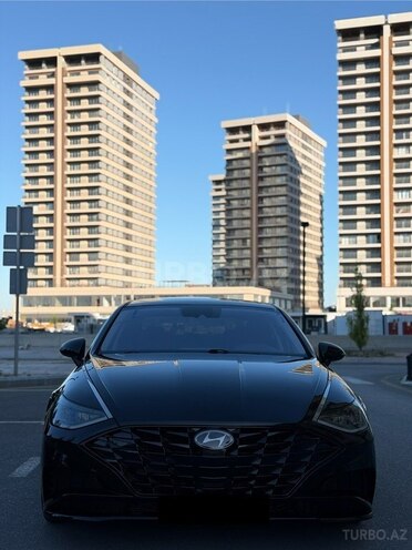 Hyundai Sonata-1