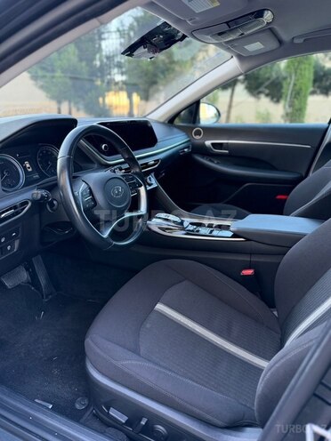 Hyundai Sonata-5