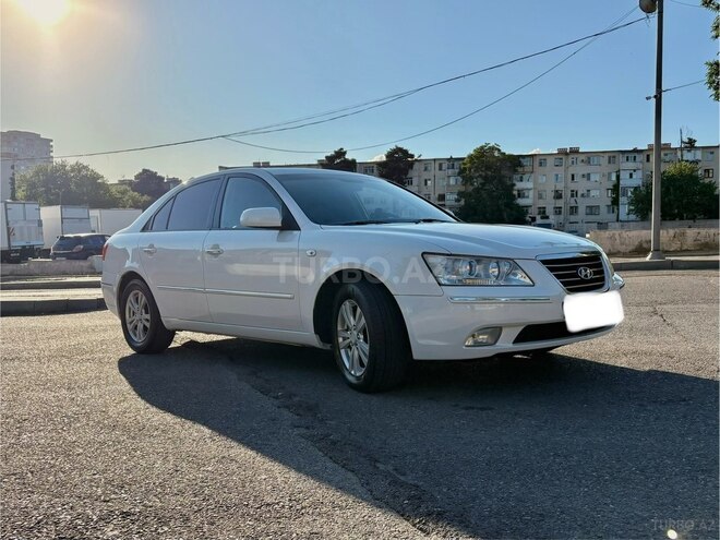 Hyundai Sonata-2