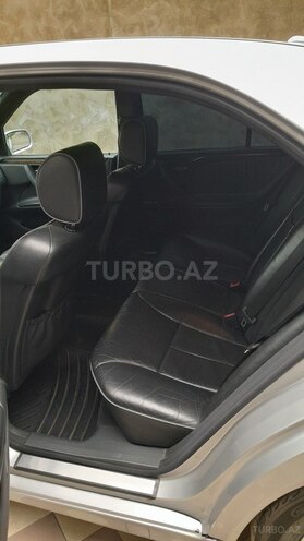 Mercedes E 280-6