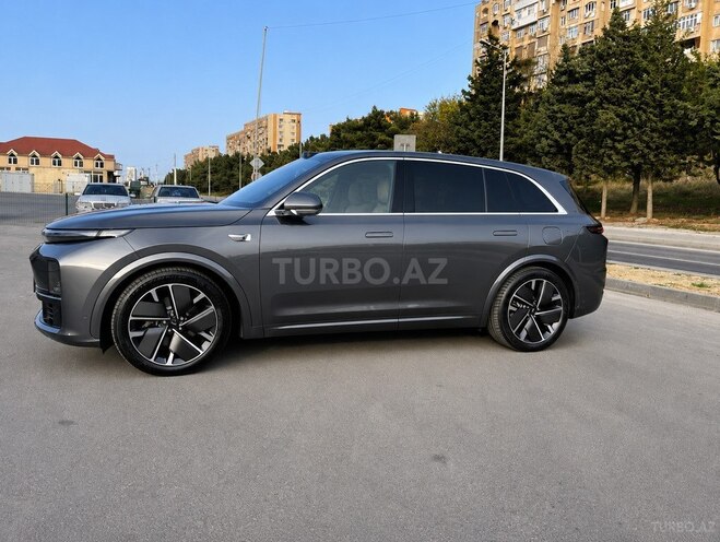 Li Auto L7-4